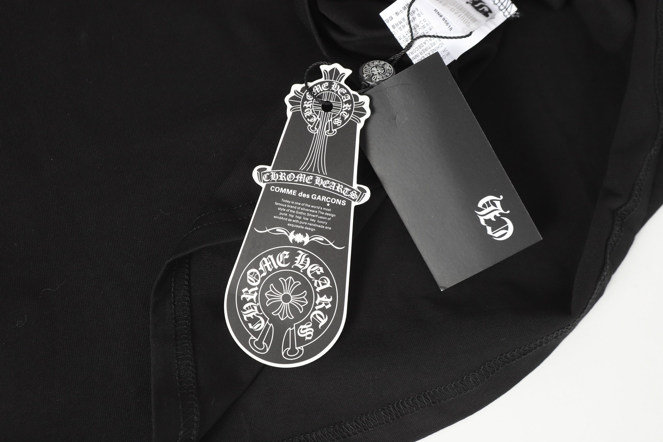 Chrome Hearts Logo Flag Long Sleeve Tee   Black White Gothic Street T-Shirt K2126